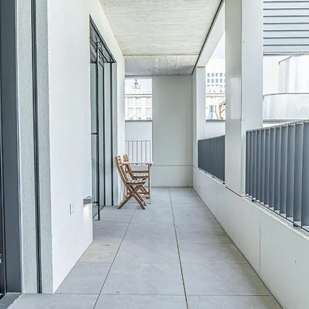 Apartment Stylish 1br & 1lr Cozy View *