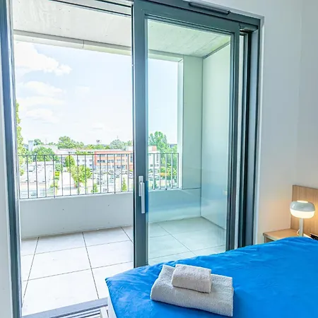 Stylish 1br & 1lr Cozy View Pressburg