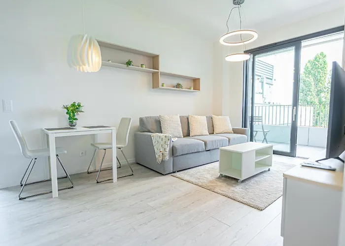 Stylish 1br & 1lr Cozy View * Bratislava