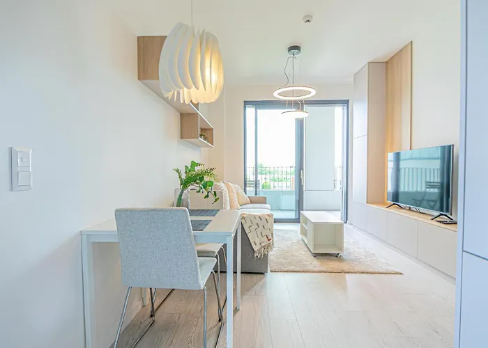 Apartment Stylish 1br & 1lr Cozy View Bratislava