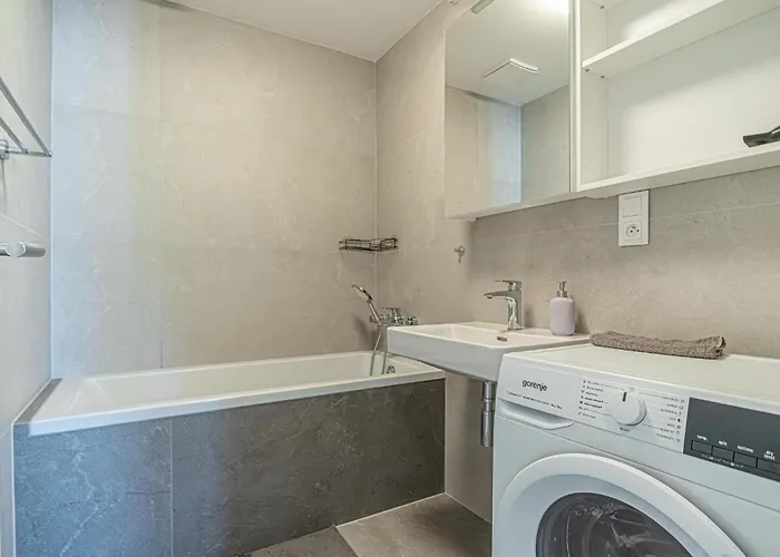 Apartament Stylish 1br&1lr Cozy View *